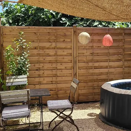 Casa vacanze Avec Patio Et Jacuzzi Privatifs